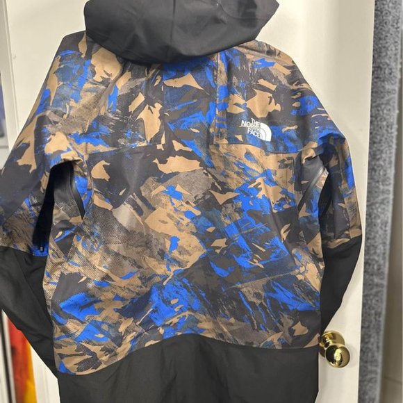 The North Face Summit Verbier FUTURELIGHT™ Jacket Size Small Brand NEW - Picture 3 of 3